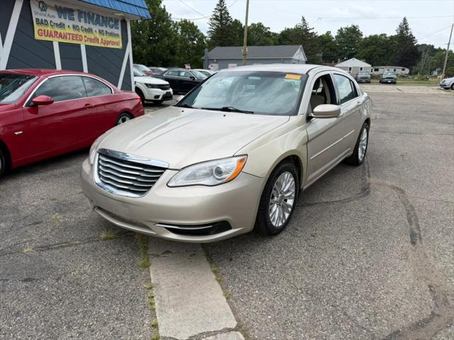 2013 Chrysler 200 Touring