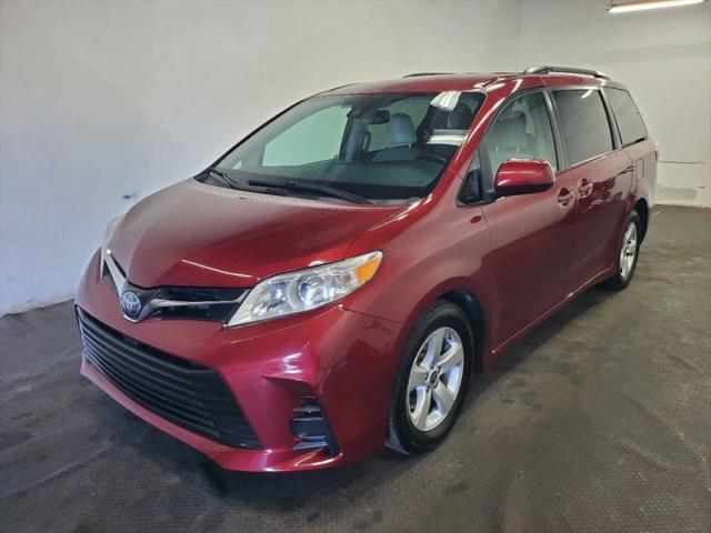 2020 Toyota Sienna LE for sale near Fairfield, OH