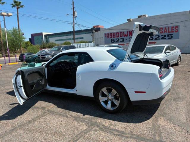 2020 Dodge Challenger SXT