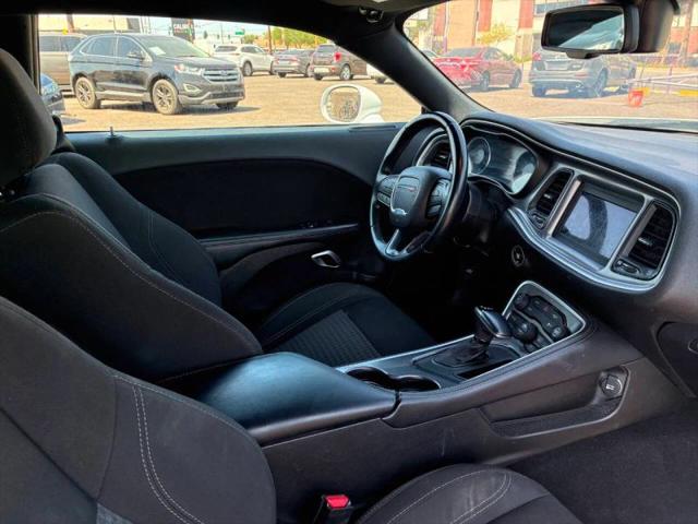 2020 Dodge Challenger SXT