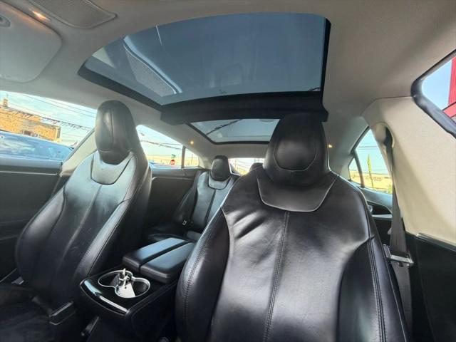 2015 Tesla Model S 70D