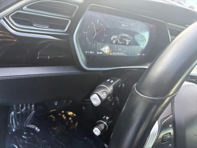2015 Tesla Model S 70D