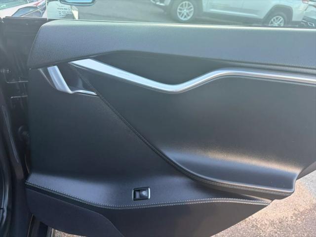 2015 Tesla Model S 70D