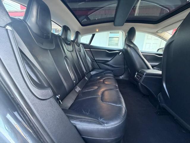 2015 Tesla Model S 70D