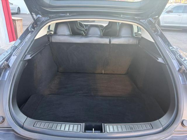 2015 Tesla Model S 70D