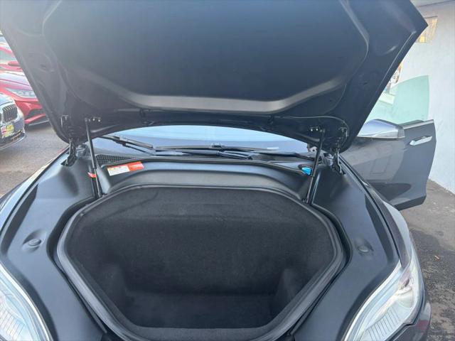 2015 Tesla Model S 70D
