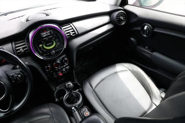 2015 MINI Hardtop Cooper