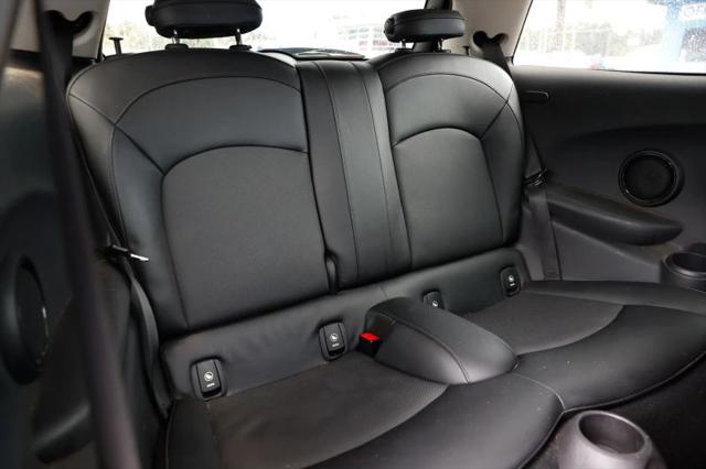 2015 MINI Hardtop Cooper