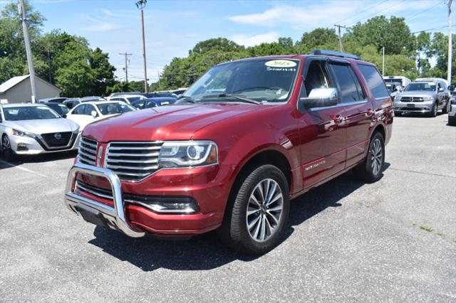 2015 Lincoln Navigator Base for sale in Patchogue, NY