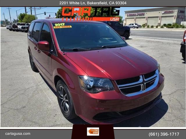 2017 Dodge Grand Caravan SE Plus for sale in Bakersfield, CA