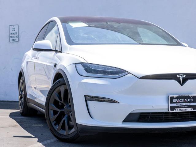2023 Tesla Model X Base