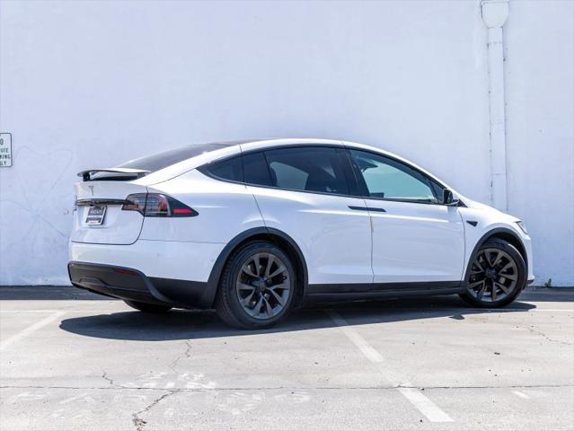 2023 Tesla Model X Base