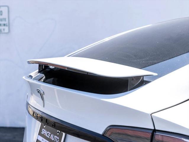 2023 Tesla Model X Base
