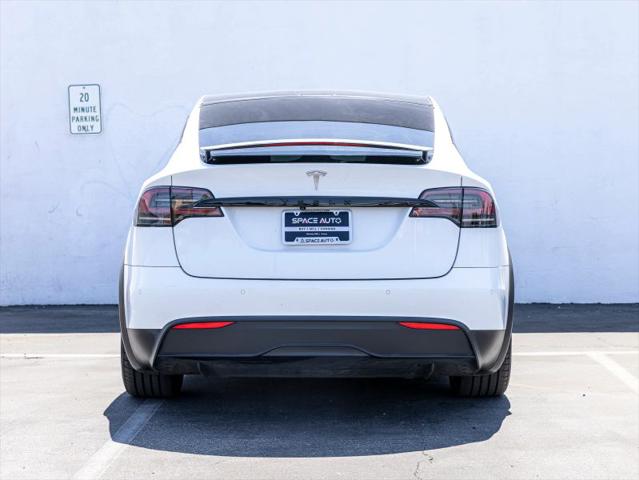 2023 Tesla Model X Base
