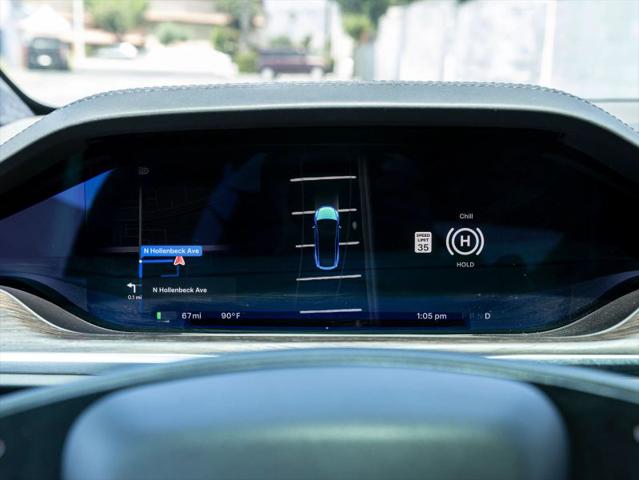 2023 Tesla Model X Base