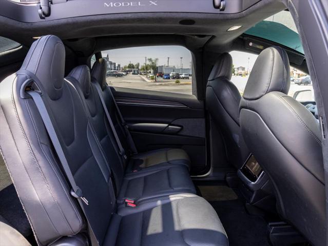 2023 Tesla Model X Base