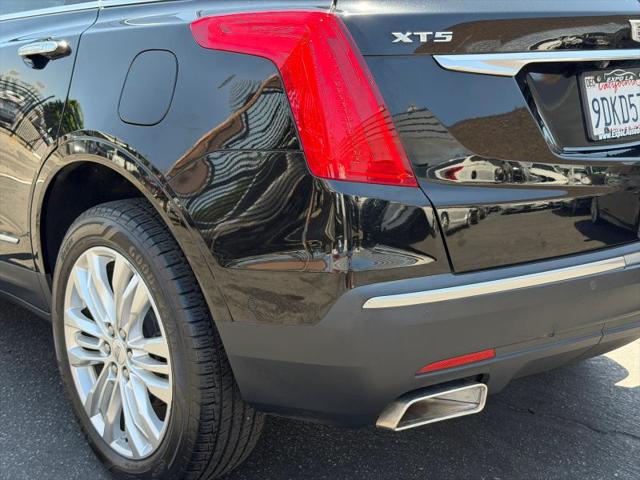 2017 Cadillac XT5 Premium Luxury