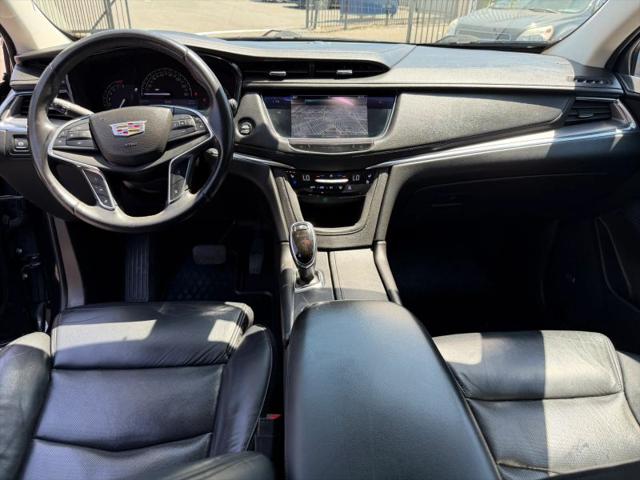 2017 Cadillac XT5 Premium Luxury