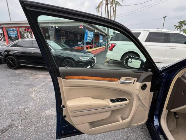 2014 Chrysler 300 300C