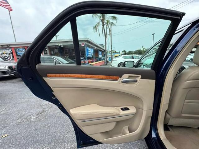 2014 Chrysler 300 300C