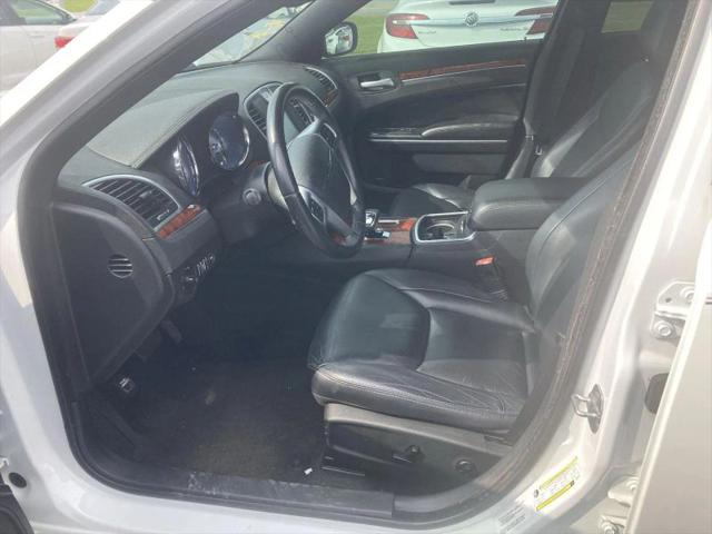 2013 Chrysler 300 Motown