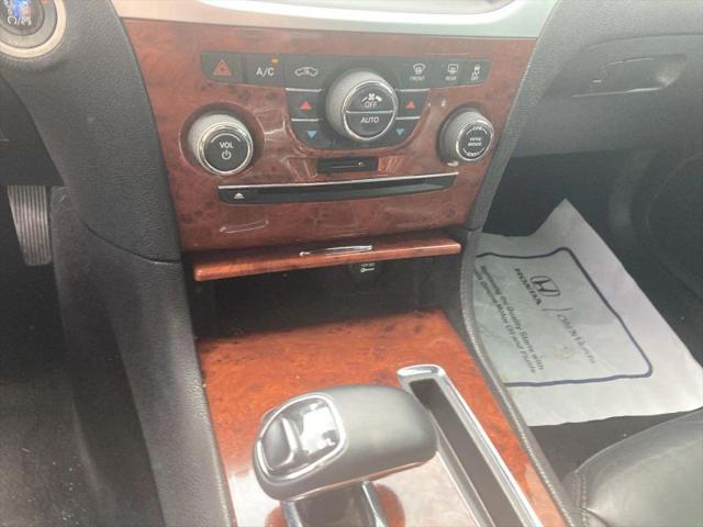 2013 Chrysler 300 Motown