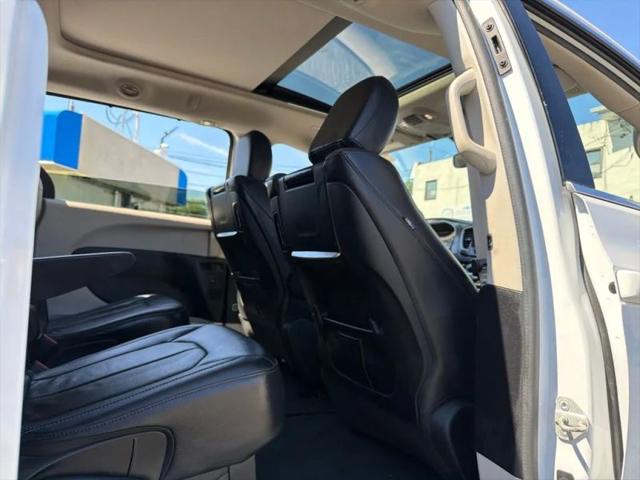 2021 Chrysler Pacifica Touring L AWD