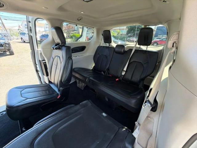2021 Chrysler Pacifica Touring L AWD