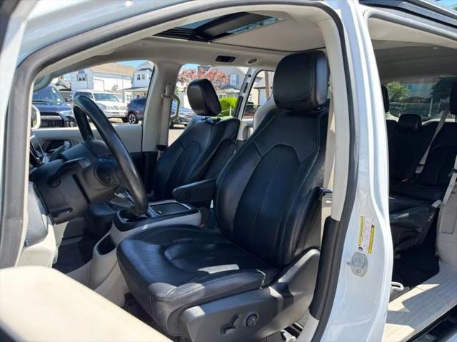 2021 Chrysler Pacifica Touring L AWD