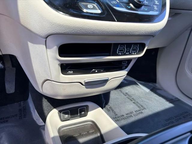 2021 Chrysler Pacifica Touring L AWD
