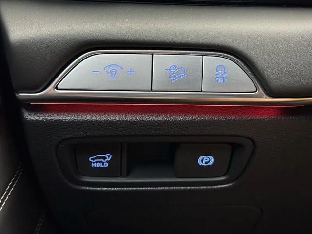 2025 Genesis GV80 2.5T Standard AWD