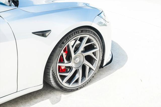 2026 Tesla Model S Plaid