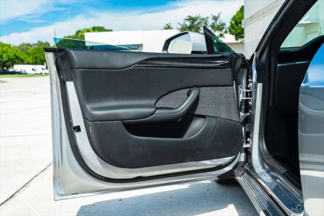 2026 Tesla Model S Plaid