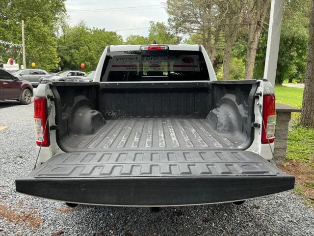 2022 Ram 1500 Big Horn Crew Cab 4x4 5'7" Box