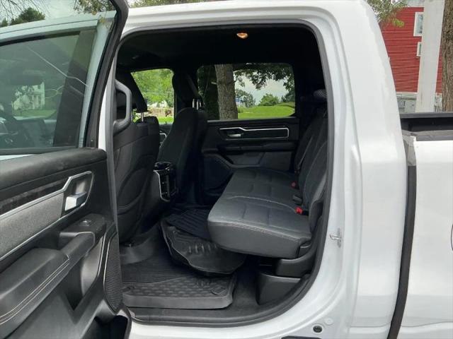 2022 Ram 1500 Big Horn Crew Cab 4x4 5'7" Box
