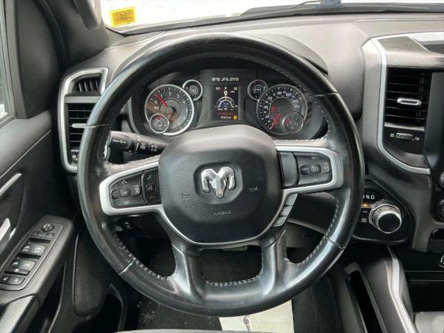 2022 Ram 1500 Big Horn Crew Cab 4x4 5'7" Box