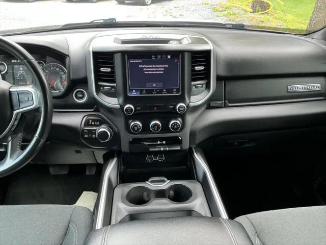 2022 Ram 1500 Big Horn Crew Cab 4x4 5'7" Box