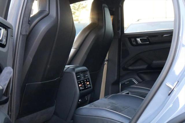 2023 Porsche Cayenne Turbo GT