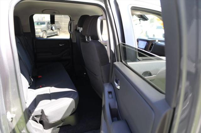 2023 Nissan Frontier Crew Cab SV 4x4