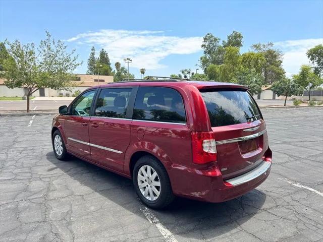 2015 Chrysler Town & Country Touring