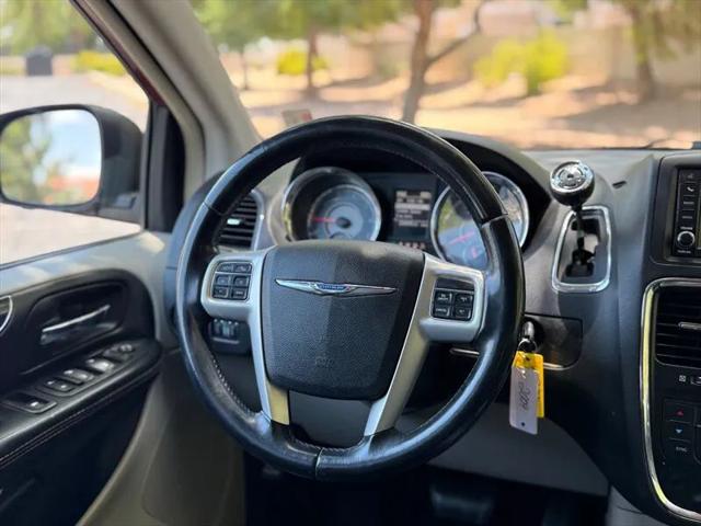2015 Chrysler Town & Country Touring