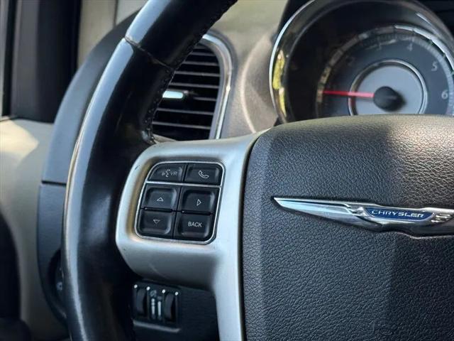 2015 Chrysler Town & Country Touring