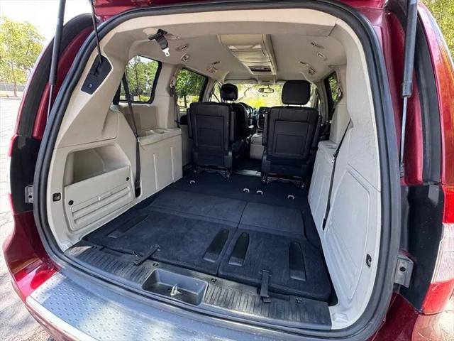 2015 Chrysler Town & Country Touring