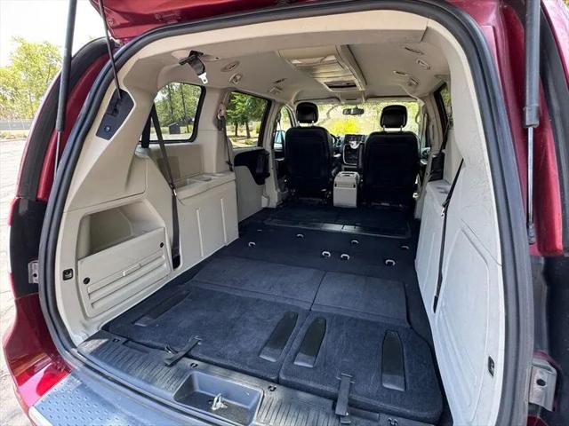 2015 Chrysler Town & Country Touring