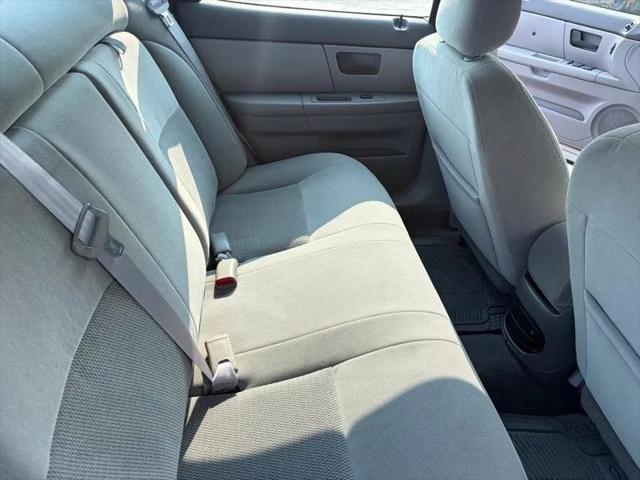 2003 Ford Taurus SES