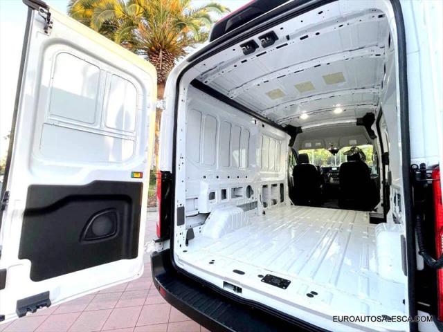 2025 Ford Transit Cargo Van Medium Roof w/LWB
