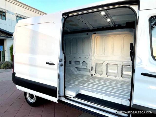 2025 Ford Transit Cargo Van Medium Roof w/LWB