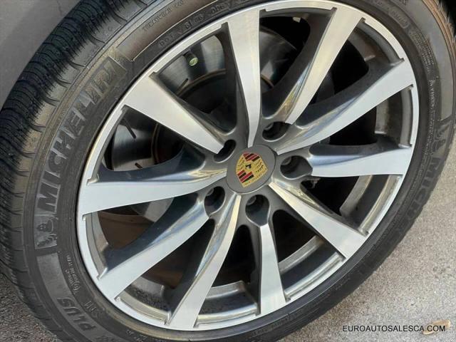 2016 Porsche Panamera 4