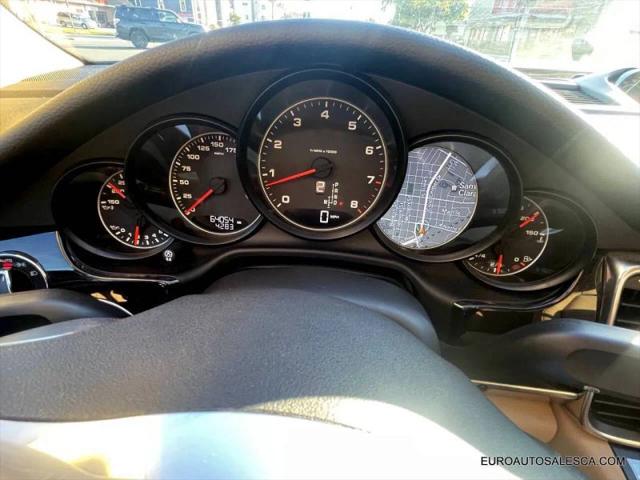 2016 Porsche Panamera 4