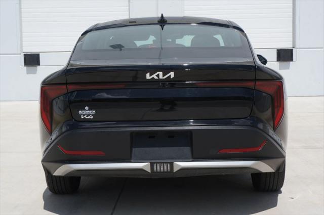 2025 Kia K4 LXS